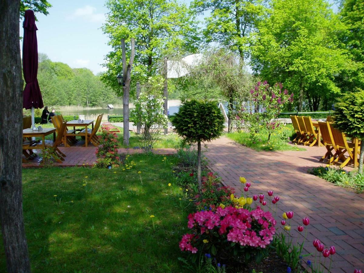 Luisenhof Hotel Neuglobsow Exterior photo